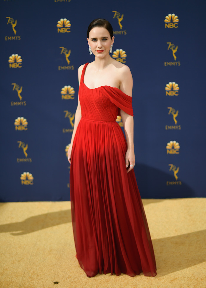 Los mejores looks de la alfombra roja de los premios Emmys 2018