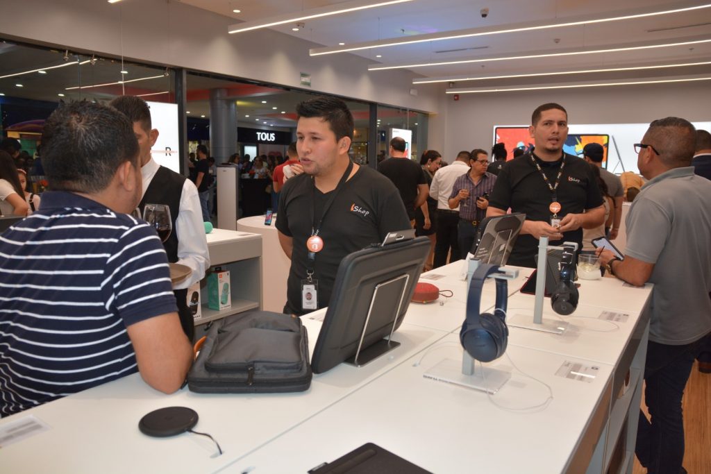 iShop inaugura sus nuevas tiendas en Multiplaza y City Mall de San Pedro Sula