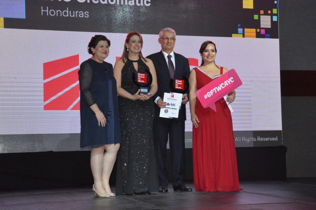 BAC Credomatic recibe reconocimiento como una de las mejores empresas para trabajar en Honduras