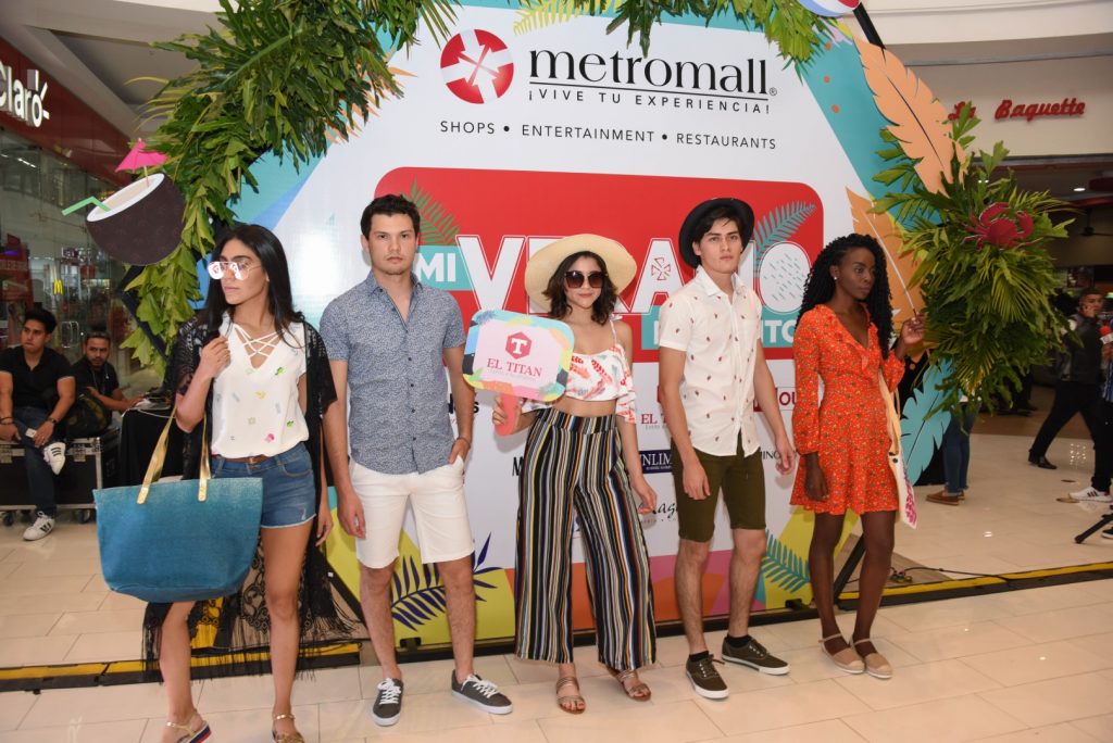 Metromall presenta pasarela de colecciones de verano