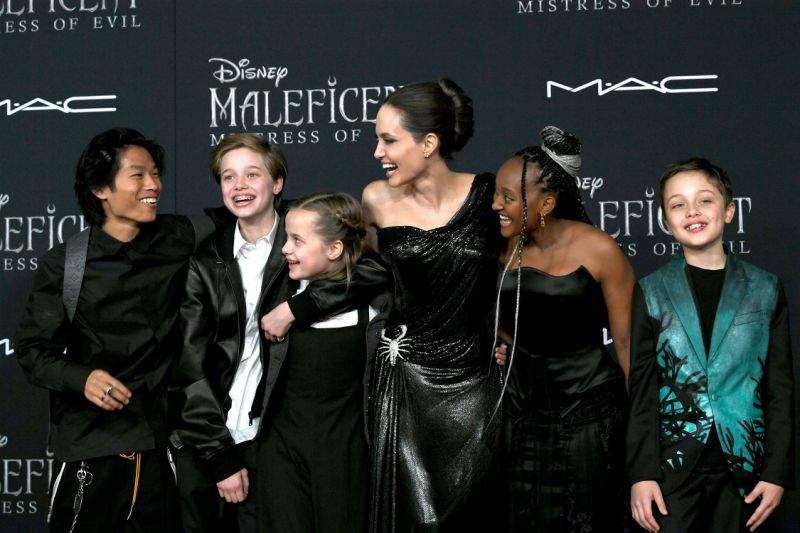 Angelina Jolie deslumbra en la premiere de Maleficent 2