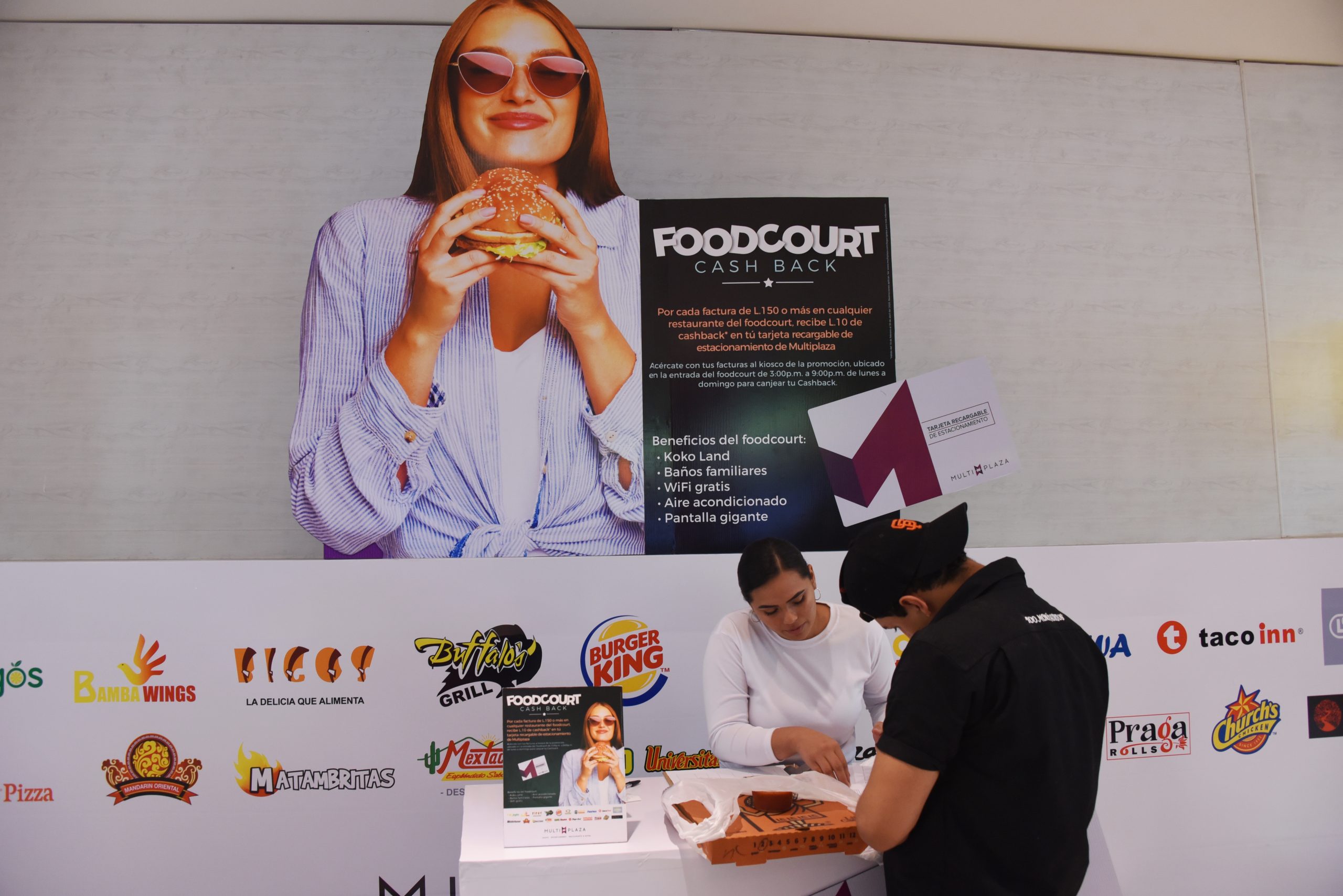 Multiplaza lanza promoción "Foodcourt Cash Back" para premiar a sus clientes