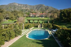 Conoce la mansión de Adam Levine y Behati Prinsloo en Montecito