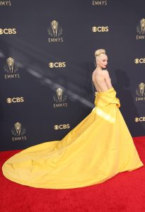 Todos los looks de la alfombra roja de los Emmy Awards 2021