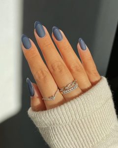 Diseños de uñas minimalistas para este otoño