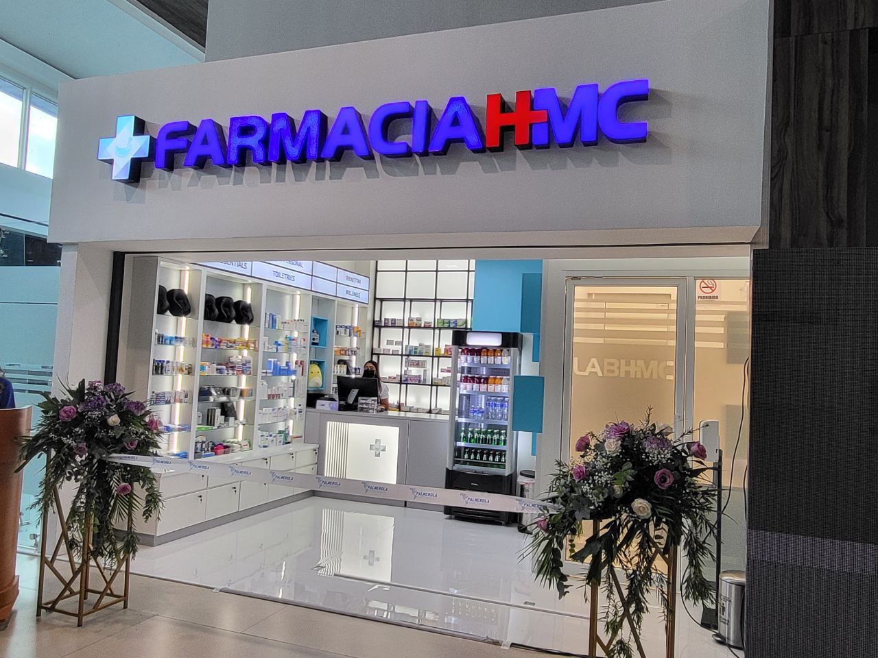 El Hospital Honduras Medical Center inaugura sucursales de Farmacia y Laboratorio HMC en Aeropuerto Internacional Palmerola, Comayagua.